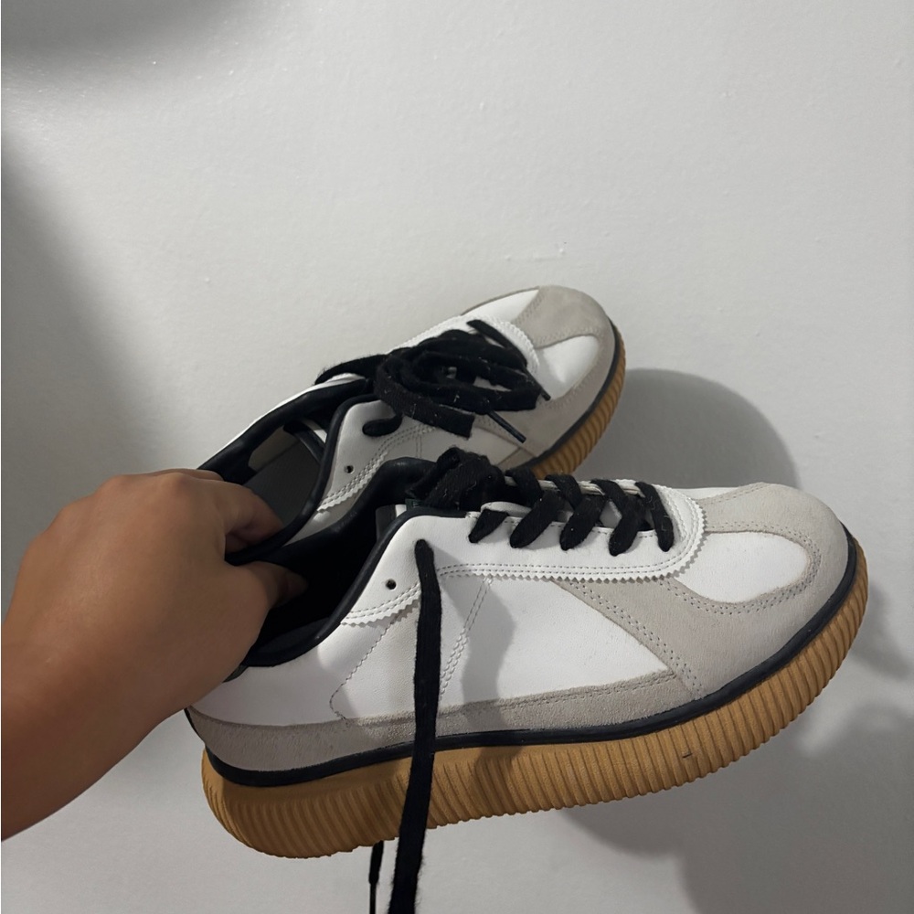 Onitsuka Tiger Delecity